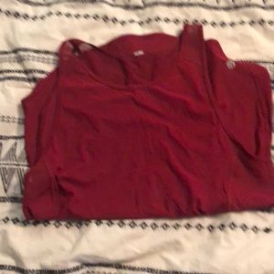 Lululemon workout tank